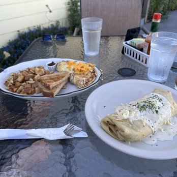 Fresh Harvest Cafe - Cafes Near Me - Florence, Oregon
