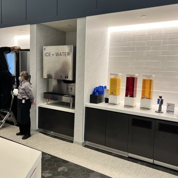 United Club - Refill water station. And yes you can use your water bottle. - Airport Lounges Near Me - Newark, New Jersey