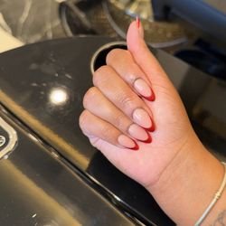 Ja'Noir Nail Lounge - French tip full set!