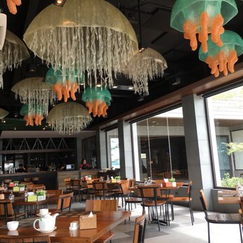 Two Seasons Coron Bayside Hotel - Afternoon at the hotel restaurant - Resorts Near Me - Coron, PLW