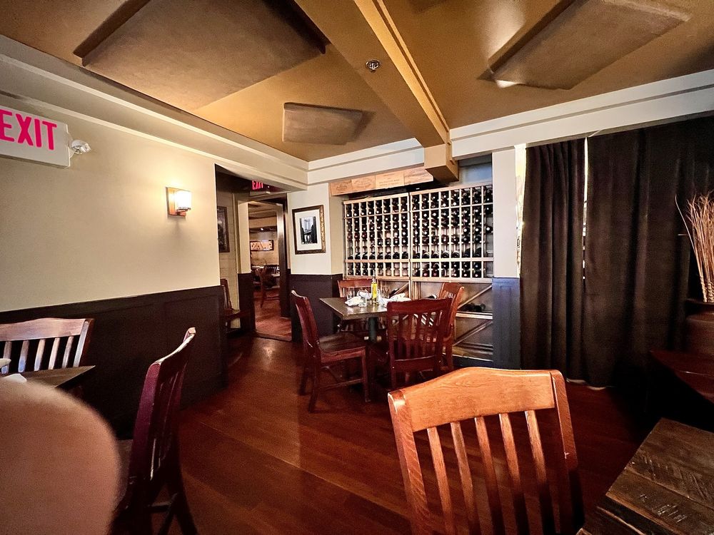 Alta Restaurant & Wine Bar