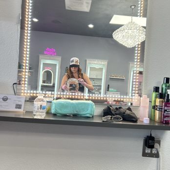 Le Feminin Beauty - Hair Salons Near Me - Fullerton, California Le Feminin Beauty - Hair Salons Near Me - Fullerton, California