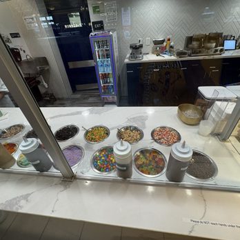 I Scream Gelato - Polaris - Toppings - Desserts Near Me - Columbus, Ohio I Scream Gelato - Polaris - Toppings - Desserts Near Me - Columbus, Ohio
