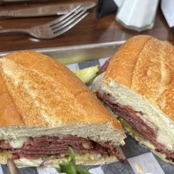 Cowboys Chophouse - Hot pastrami sandwich