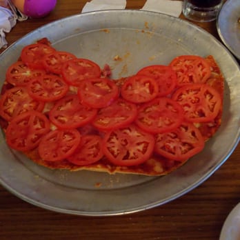 Padington's Pizza - Fresh tomatoe Pizza! - Pizza Near Me - Salem, Oregon