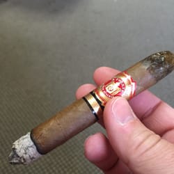 House of Pipes & Cigars