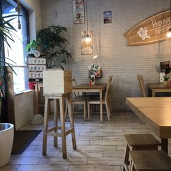 Honolulu Coffee Shop & Comfort Food