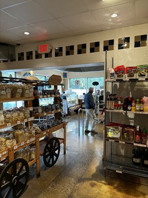 Metropolitan Seafood & Gourmet by null