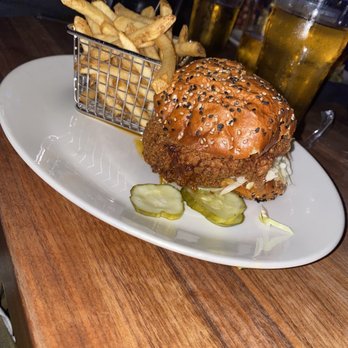 Yard House - Nashville Hot Chicken Sandwich with fries - New American Near Me - Sacramento, California