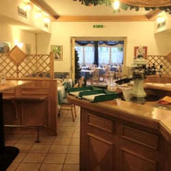 La Fontana Restaurant-Pizzeria
