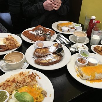 Bea Bea's - 4 people, 6 plates- who could go wrong? - Coffee & Tea Near Me - Burbank, California