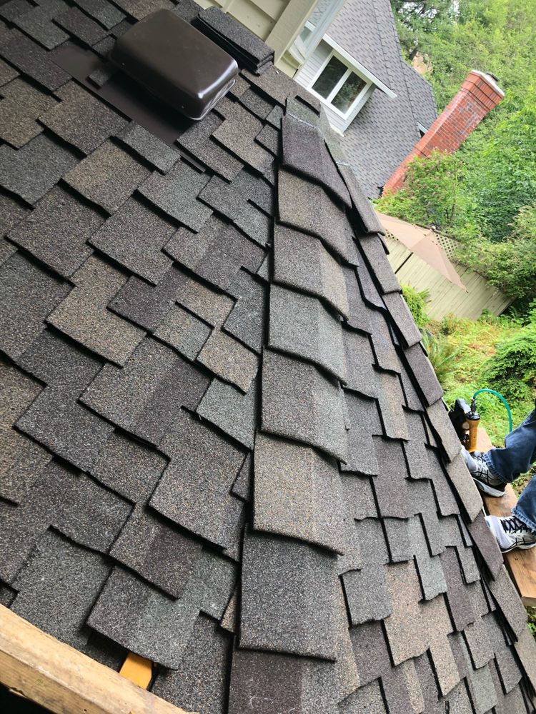 Slide of 916 Roofing