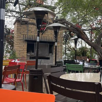 Chelsea's Kitchen - Patio - New American Near Me - Phoenix, Arizona