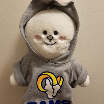 Evolve By Hudson - Cony luvs her hoodie, which has openings for her ears! - Newspapers & Magazines Near Me - Ontario, California