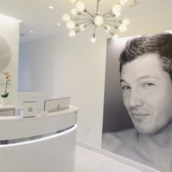 AC Aesthetics by Albert Canas MD - Reception/Waiting area