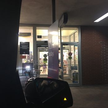 Rite Aid - the entrance to a pharmacy - Drugstores Near Me - Oyster Bay, New York