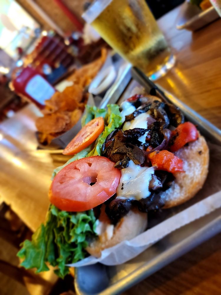 The Station Bar & Grub