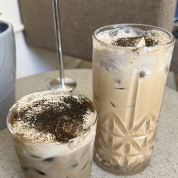 Cafe Gara - Small Twice Hojicha (left) and Large Cafe Sua Da with Hojicha Foam (right) - Coffee & Tea Near Me - Berkeley, California