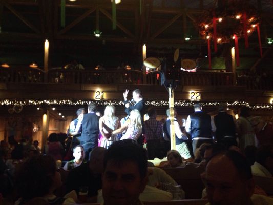 Kufflers Weinzelt by null