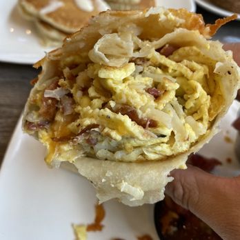 Vineyard Cafe - Inside view of Breakfast Burrito - Breakfast & Brunch Near Me - Oxnard, California
