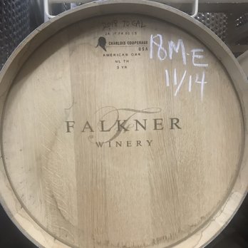 Grapeline Wine Tours - Wine Tours Near Me - Temecula, California