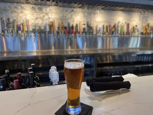 Maverick's | Kitchen • Drinks • Sports by null