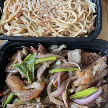 HL Peninsula Restaurant - Braised E Fu noodles - Dim Sum Near Me - Milpitas, California