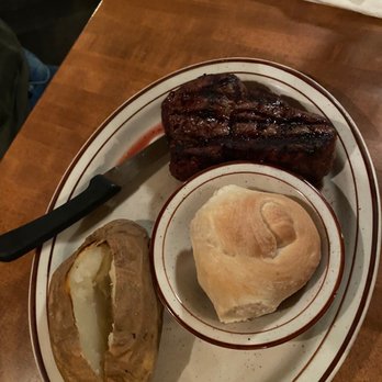 Sinibaldi's Restaurant - Filet mignon - Italian Near Me - Berlin, New Hampshire