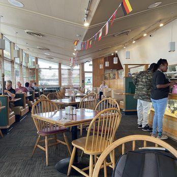 Hobee's Restaurant - Breakfast & Brunch Near Me - Sunnyvale, California