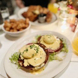 THE PENROSE - Updated August 2025 - 1430 Photos & 1595 Reviews - 1590