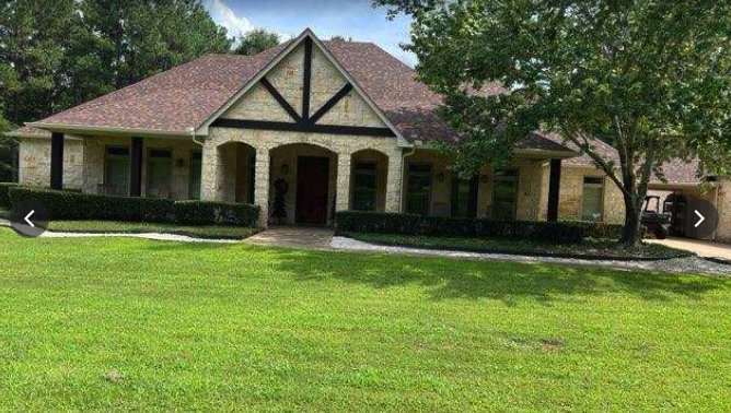 Slide of Elite Roofing