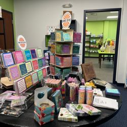 Bryn Mawr has a new gift shop in town just in time for the holidays!