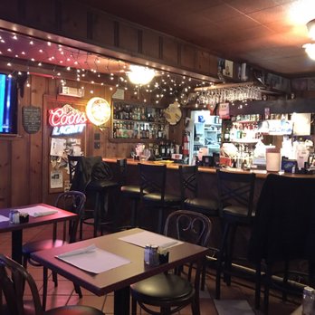 gateway restaurant and lounge - Bar area - American Near Me - Port Republic, Maryland