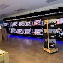 Best Deal Office - Massive selection of TVs
