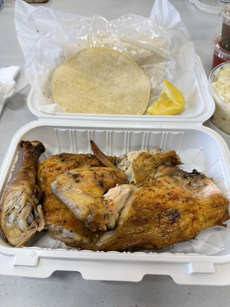 El Pollo Unico Logo