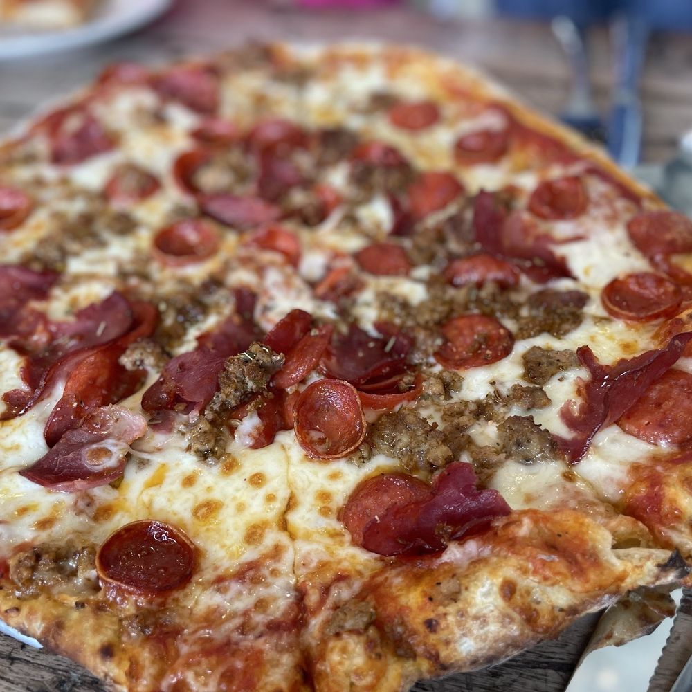 Pressa Italia - La carne pizza - Italian Near Me - Broken Bow, Oklahoma Pressa Italia - La carne pizza - Italian Near Me - Broken Bow, Oklahoma
