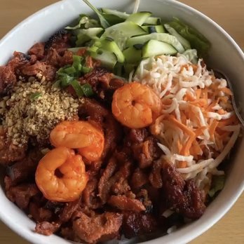 Lee's Bakery - Grilled pork, shrimp vermicelli served w. fresh cut vegetables & crushed peanuts. - Vietnamese Near Me - Atlanta, Georgia