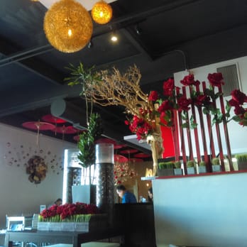 Kinnara Thai - The decor is beautiful - Thai Near Me - Van Nuys, California Kinnara Thai - The decor is beautiful - Thai Near Me - Van Nuys, California