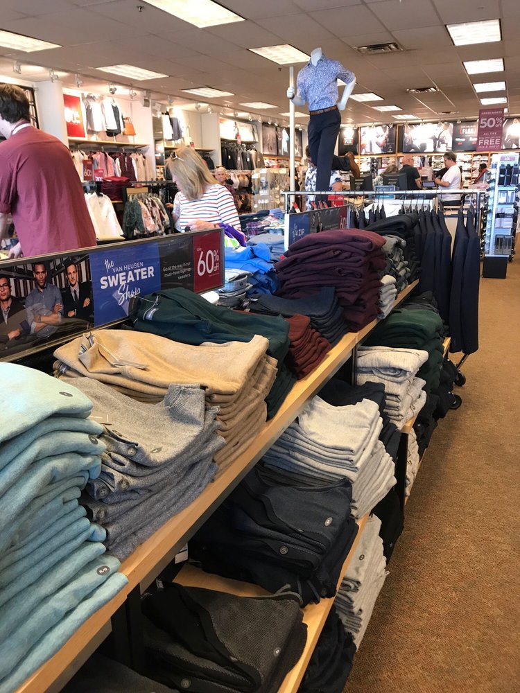 VAN HEUSEN FACTORY OUTLET Updated May 2024 6699 N Landmark Dr, Park