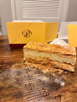 Porto's Bakery and Cafe by null