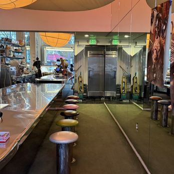 Fluffy McCloud's - back area seating - Ice Cream & Frozen Yogurt Near Me - Los Angeles, California