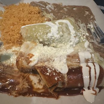 Plaza Azteca - Enchi Bandera - Mexican Near Me - Harrisburg, Pennsylvania Plaza Azteca - Enchi Bandera - Mexican Near Me - Harrisburg, Pennsylvania