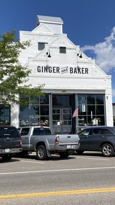 Ginger and Baker by null