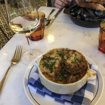 Poulet Bleu - french onion soup - French Near Me - Pittsburgh, Pennsylvania Poulet Bleu - french onion soup - French Near Me - Pittsburgh, Pennsylvania