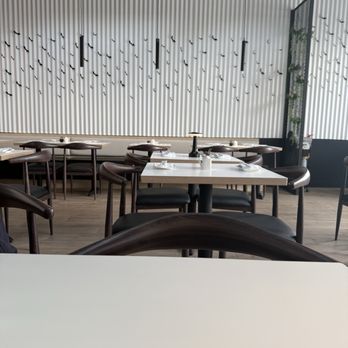 Seabutter - Sushi Bars Near Me - Glendale, California