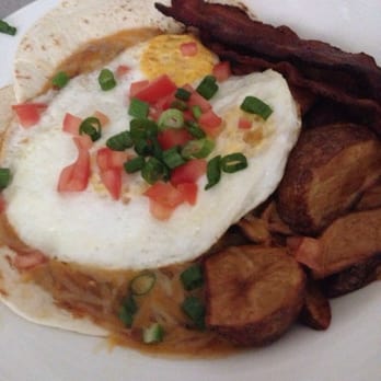 Meritage - Green chili egg bowl with extra side of bacon - New American Near Me - Broomfield, Colorado