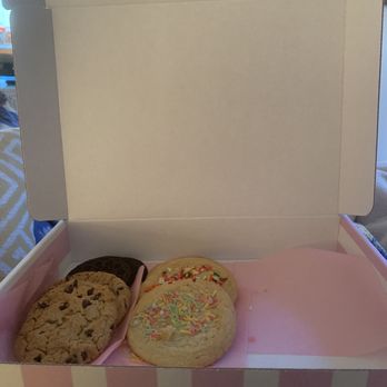 Lexylicious - Chocolate chip and sugar front and center! - Food Trucks Near Me - point pleasant beach, New Jersey Lexylicious - Chocolate chip and sugar front and center! - Food Trucks Near Me - point pleasant beach, New Jersey