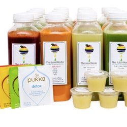 The Juiceworks - The 5 day cleanse. 20 pure, raw juices including 5 herbal teas and 5 ginger shots.