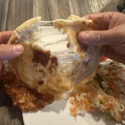 Pupuseria Rosas Latín Food - Best pupusas I've ever tried