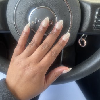 Tommy Barber & Nail Spa - More nails - Nail Technicians Near Me - Everett, Washington